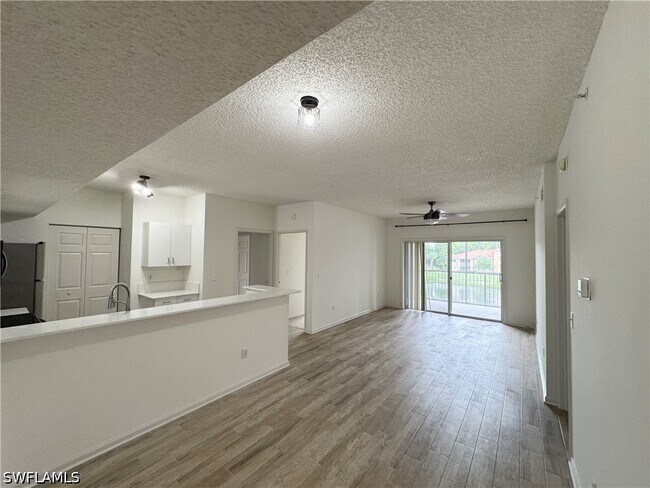 Building Photo - 1830 Florida Club Cir