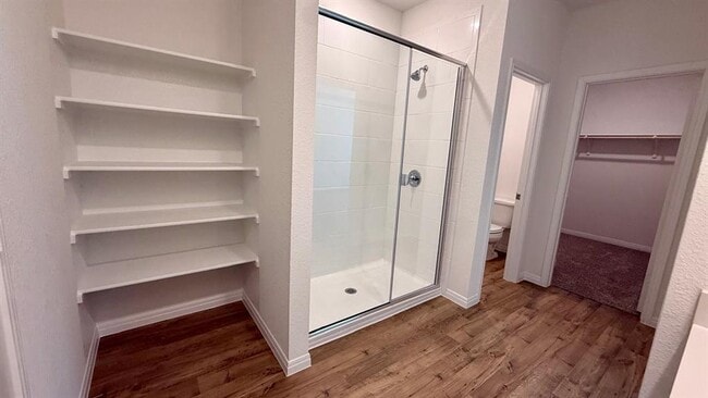 Building Photo - 1940 Lazy Acrs St