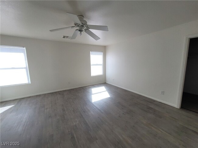 Building Photo - 10799 Flame Vine Ct