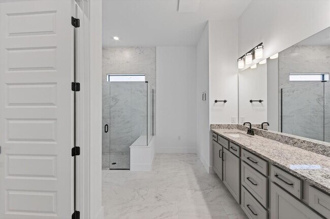 Building Photo - 19111 Fox Lndg Pl