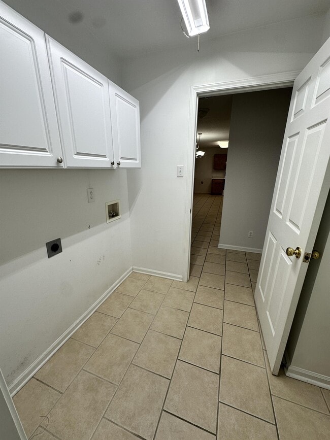 Building Photo - 1114 Mercer Dr