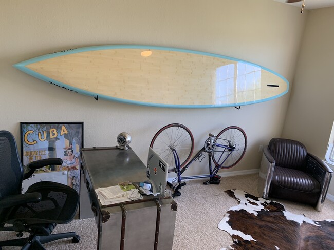 Building Photo - 5000 Culbreath Key Way