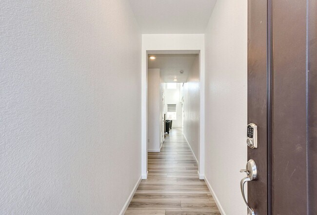 Building Photo - 17606 Dandy Brush Dr