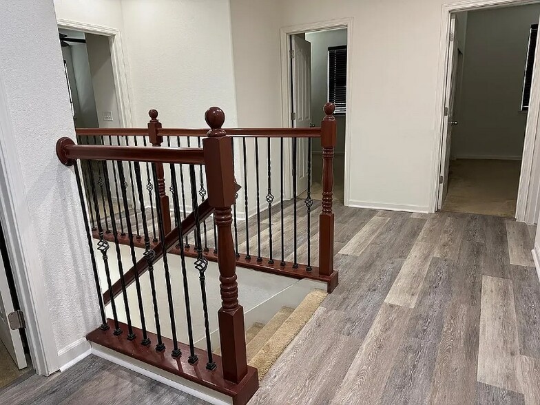 Building Photo - 88 Sluice Way