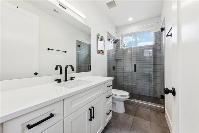 Building Photo - 5413 Blue Bird Ln