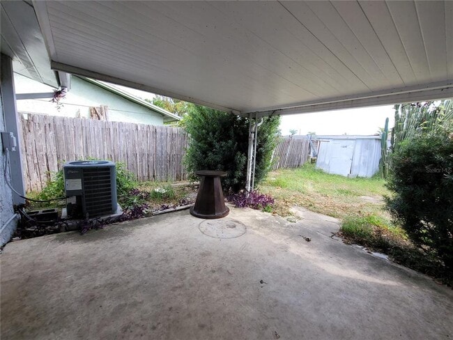 Building Photo - 8650 Robilina Rd