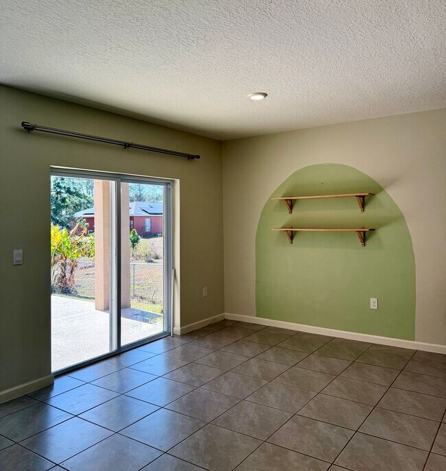 Building Photo - Palm Bay Pool Home Stunner!