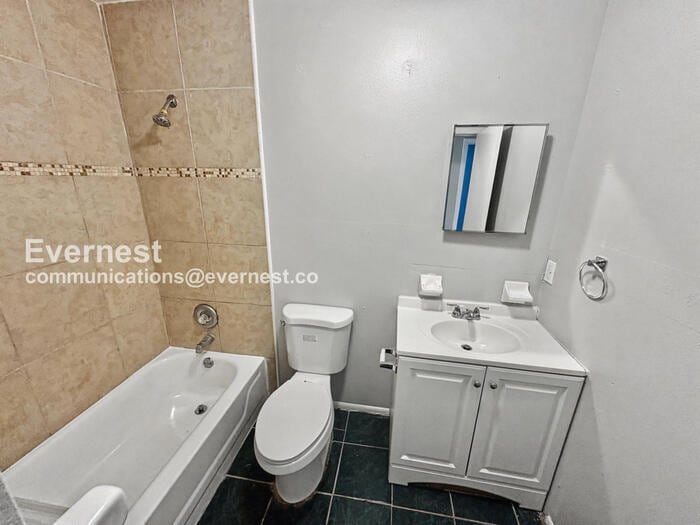 Building Photo - 1649 Valeview Ct