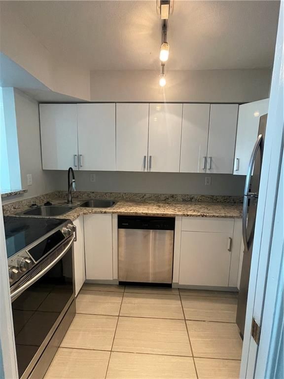 Building Photo - 2870 Pharr Ct S Northwest