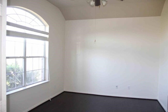 Building Photo - 7310 Northfork Dr