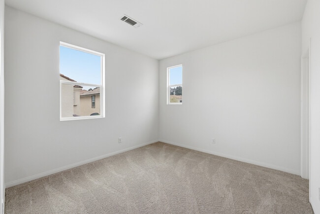 Building Photo - 26844 Albion Way