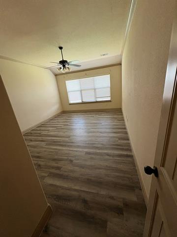 Building Photo - 3005 Waterfall Dr