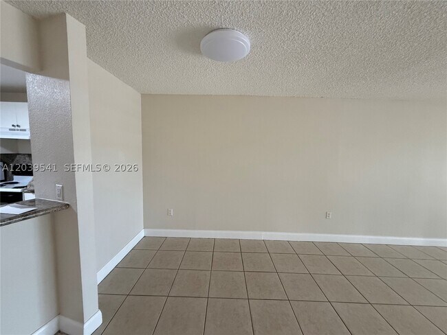 Building Photo - 4205 N University Dr