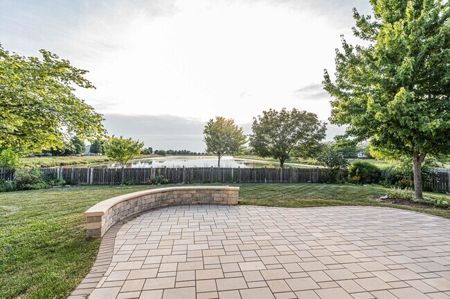 Building Photo - 2513 Simon Dr