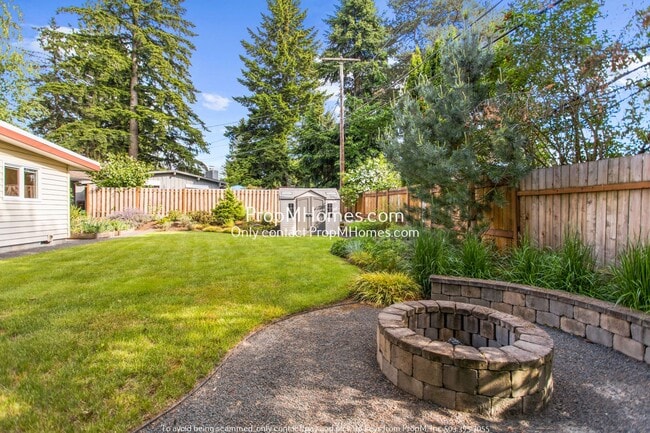 Building Photo - Your Mid-Century Dream Home: Three Bedrooms and an ADU Await!
