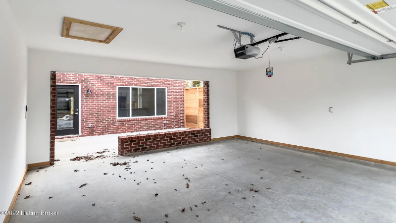 Building Photo - 716 Burnett Farm Ln