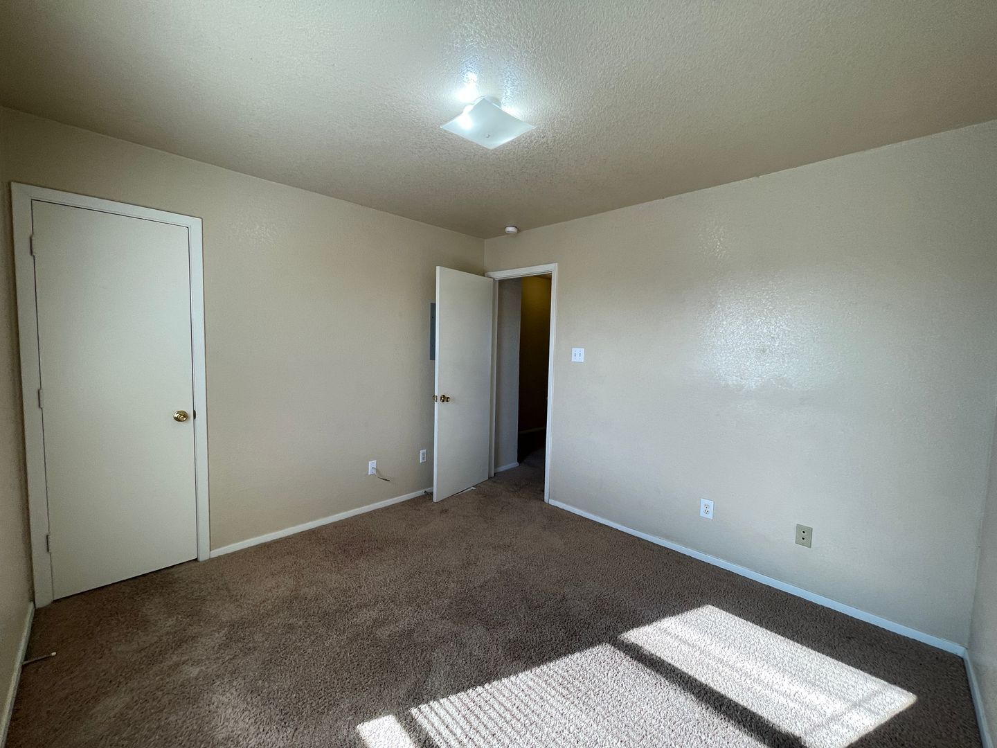 Building Photo - 1108 Leslie Cir
