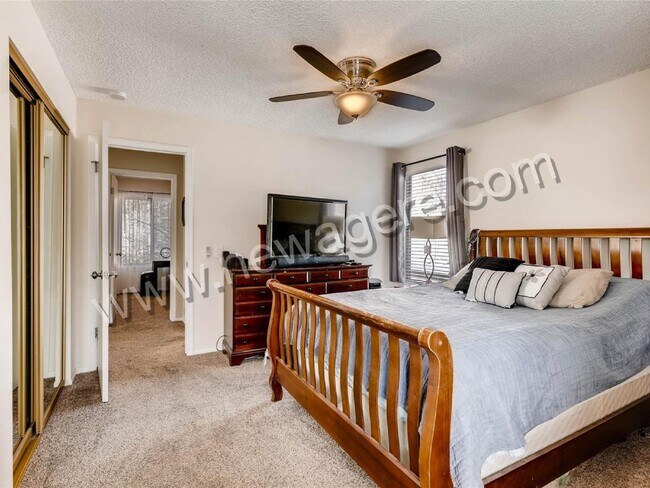Building Photo - GORGEOUS Renovated Home in Cherry Creek Sc...