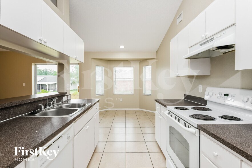 Building Photo - 122 Brandy Chase Blvd