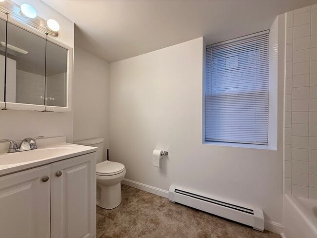 Building Photo - 115 South St