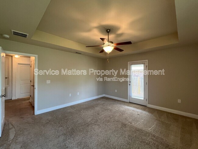 Building Photo - 4496 Fiske St