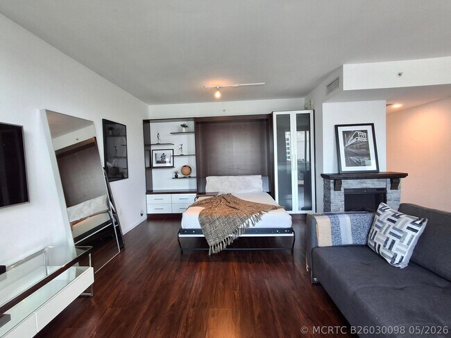 Building Photo - 244 Biscayne Blvd