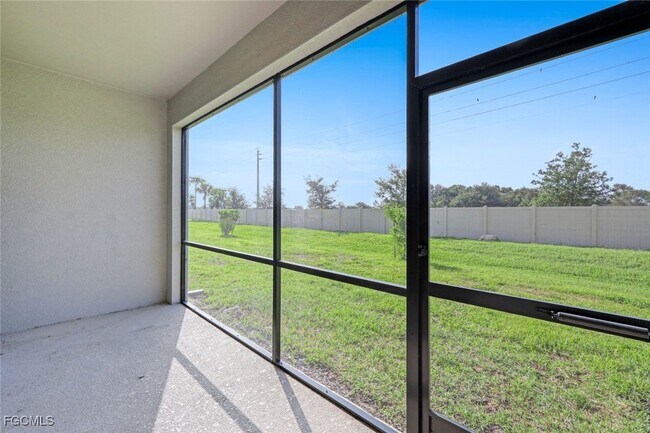 Building Photo - 14207 Pine Lodge Ln