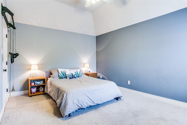 Building Photo - 1203 Limestone Creek Dr