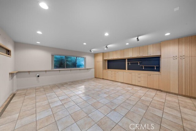 Building Photo - 809 Paseo Del Mar