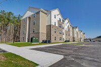 Building Photo - Tate Commons