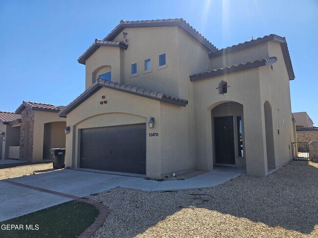 Building Photo - 13470 Selby St