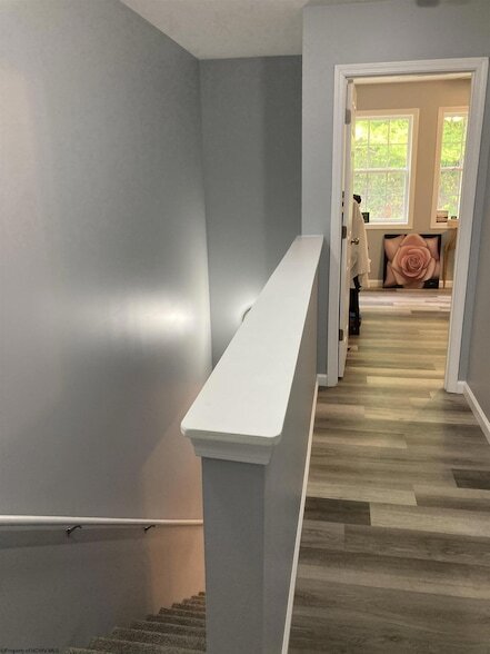 Building Photo - 802 Puzzle Pl