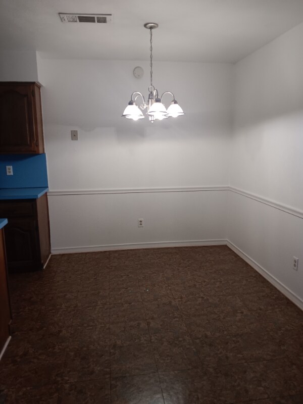 Building Photo - 2746 Meadow Gate Ln