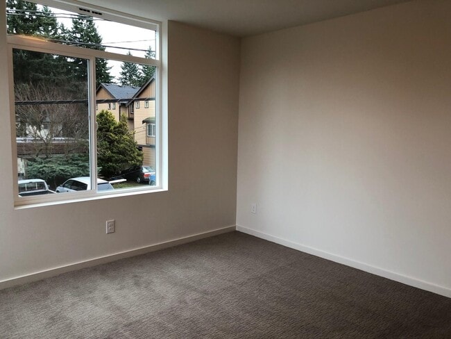 Building Photo - Great Townhome for Rent