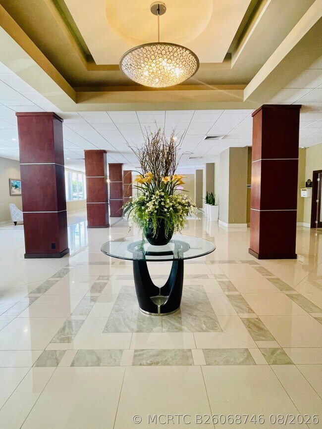 Building Photo - 4250 Galt Ocean Dr