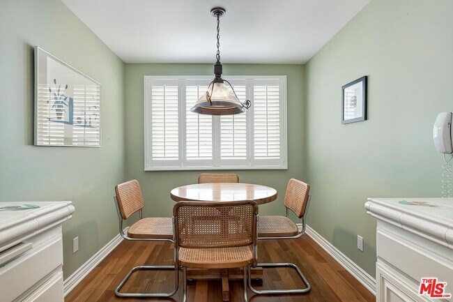 Building Photo - 17171 Palisades Cir