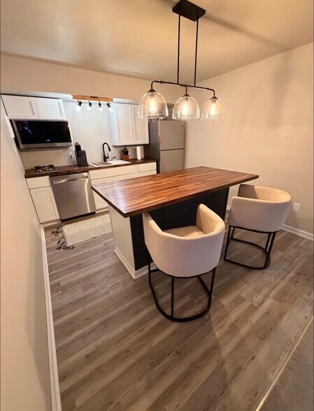 Building Photo - 4434 Honey Bee Rdg