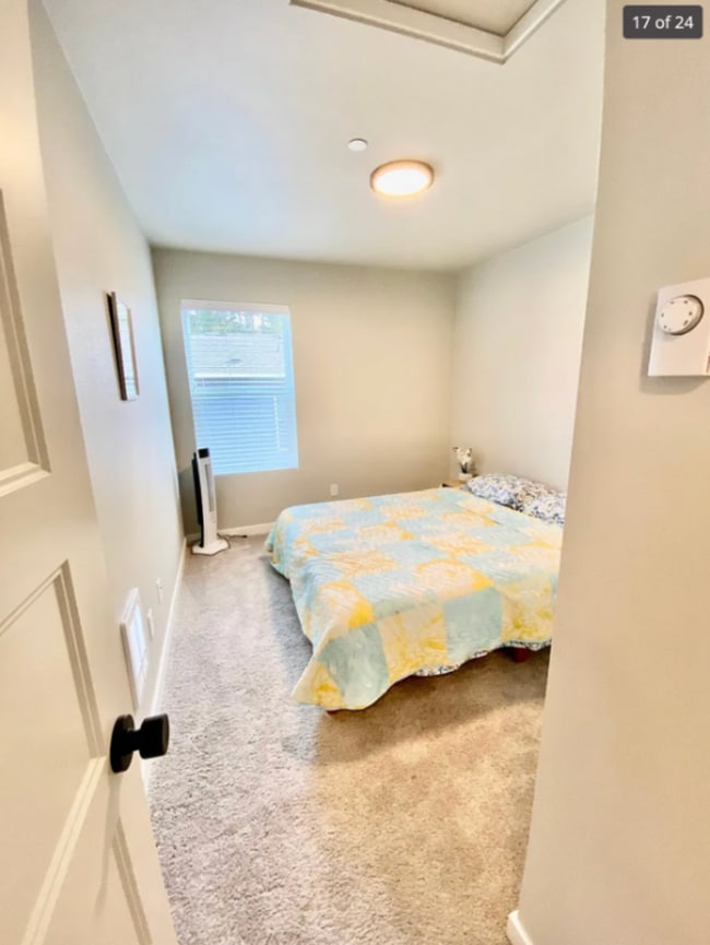 Building Photo - Lynnwood Townhome