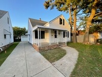 Building Photo - 5418 Charles Ave