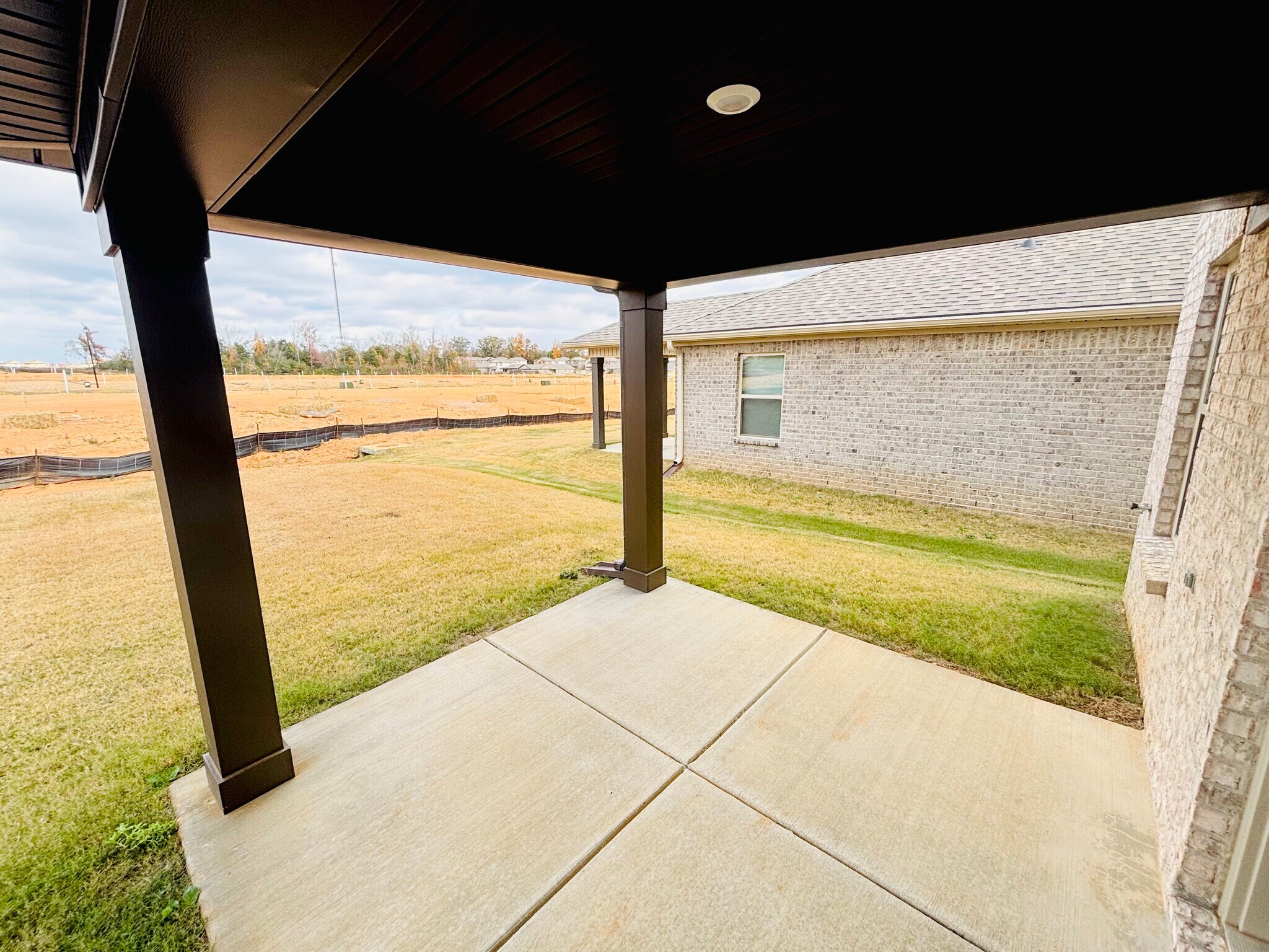 Building Photo - 27935 Chalmers Cir