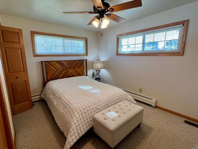 Building Photo - 3035 Martin Rd