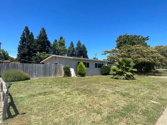Building Photo - 8255 Oahu Dr
