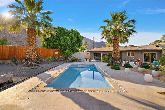 Building Photo - 51835 Avenida Madero