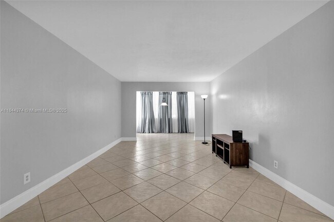Building Photo - 6600 Cypress Rd