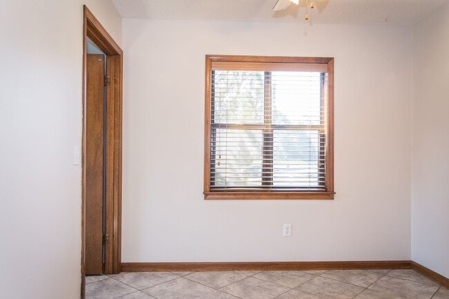 Building Photo - 10900 Co Rd 1