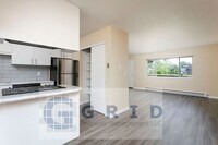 Building Photo - Gorgeous 2 Bedroom Apartment in Mt. Tabor - $500 MOVE IN SPECIAL!
