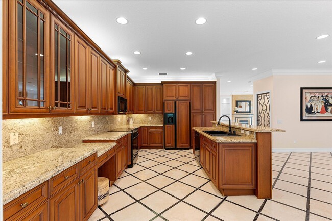 Building Photo - 8882 Hidden Acres Dr