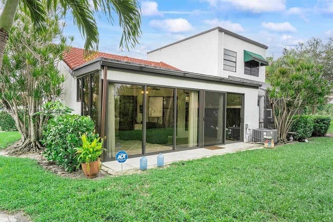 Building Photo - 385 NW 36th Ave