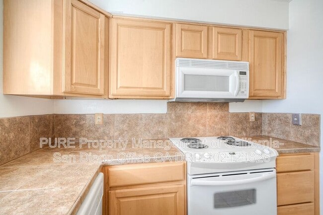 Building Photo - 3750 Mt Vernon Ave