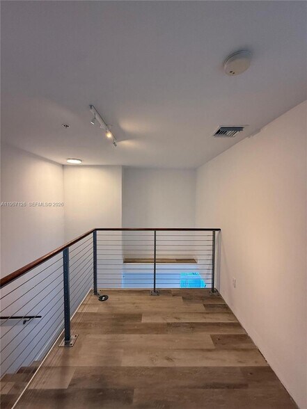 Building Photo - 90 SW 3rd St